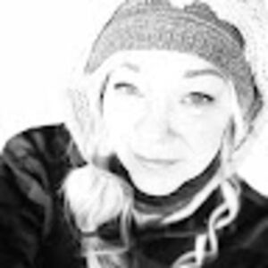 Meet your Posher, Cora